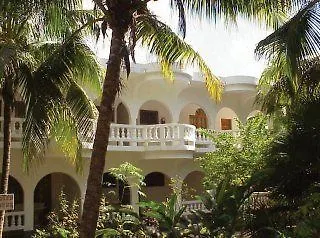 Pure Oasis Resort Негрил