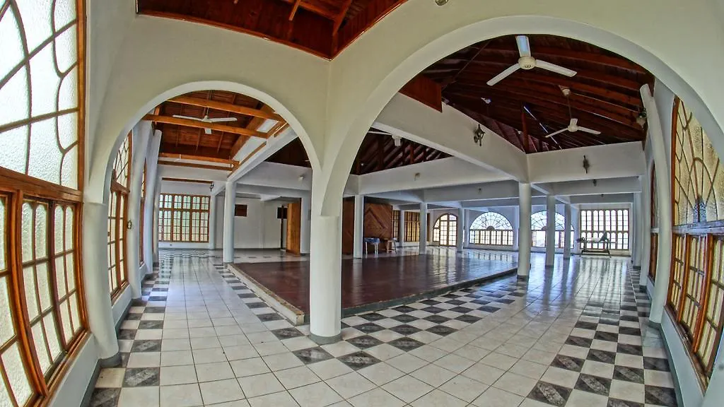 *** Отель Pure Oasis Resort Негрил Ямайка